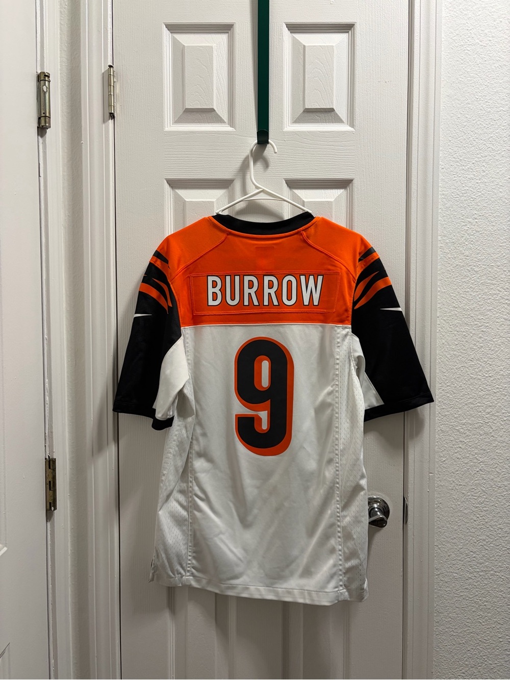 Joe Burrow Cincinnati Bengals Jersey - Men’s Small